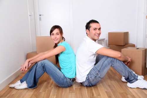 Cost factors comparison for renting moving trucks