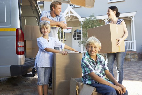 Packing and moving with Manandvan Stockwell in Stockwell